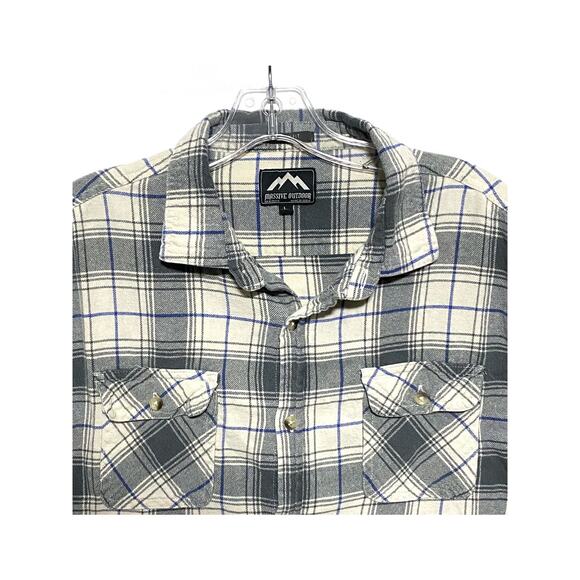 Massive Outdoor Plaid Flannel Slim Fit Button Shirt Mens L Lumberjack Western - Picture 2 of 7